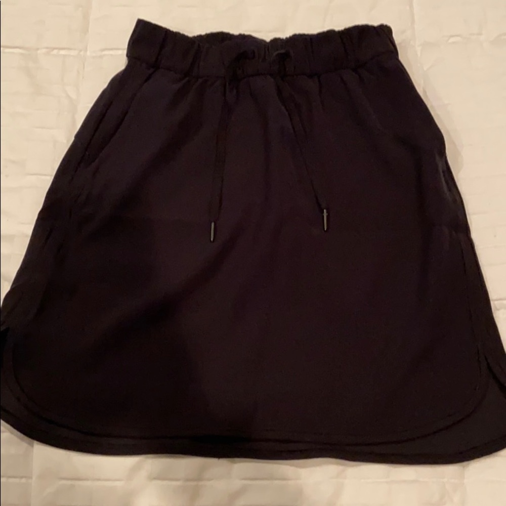 Lululemon on the fly skirt